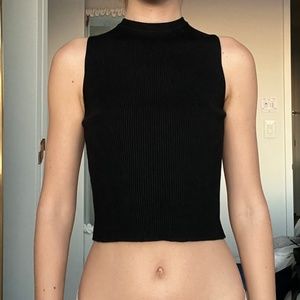 Black crop top